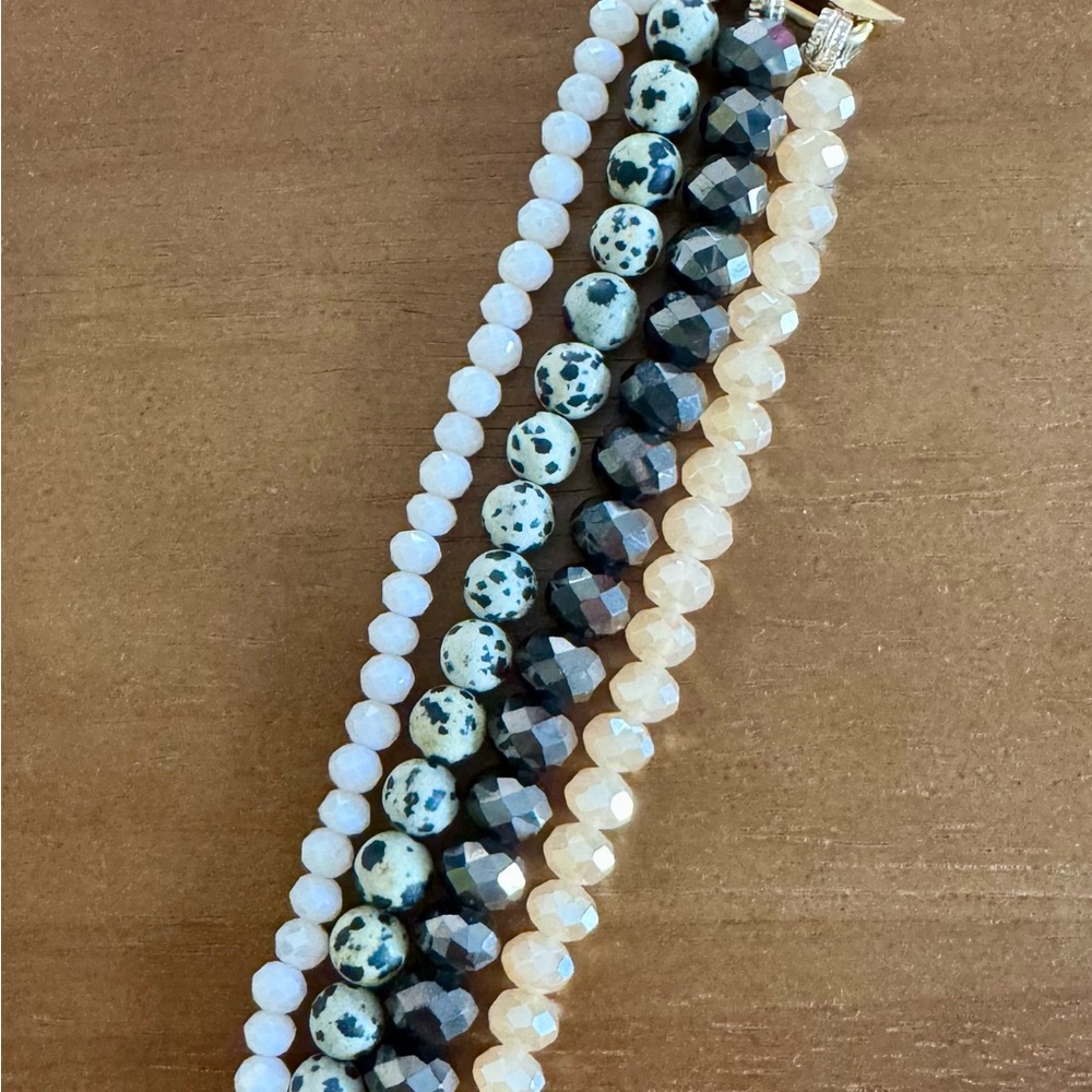 Chic Multi-Beaded Bracelet Set - Picture 2 of 4